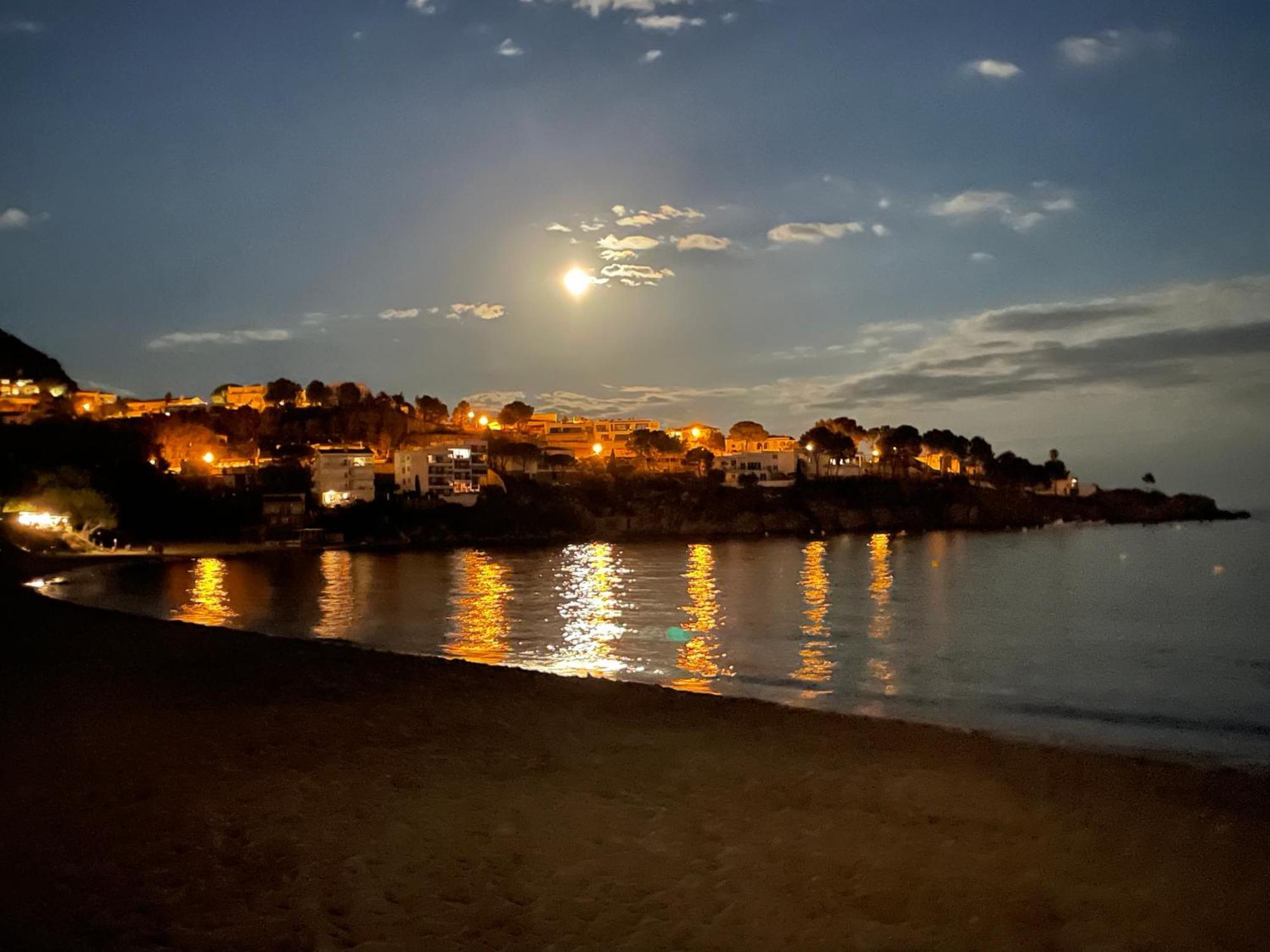 Almadrava Beach Roses Exterior photo